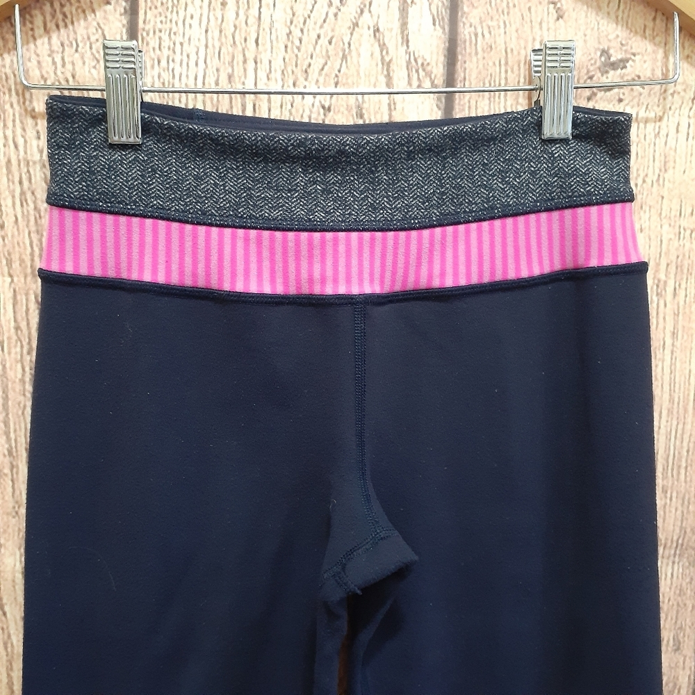 Lululemon Athletica Groove Pants Size 2 - Picture 4 of 8